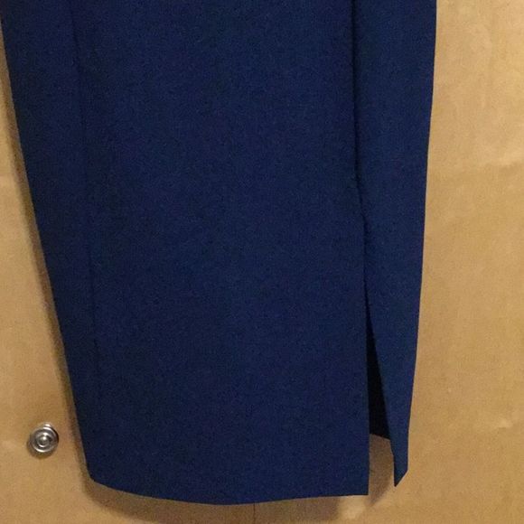 Sweetheart Neck Midi Dress - Picture 4 of 8